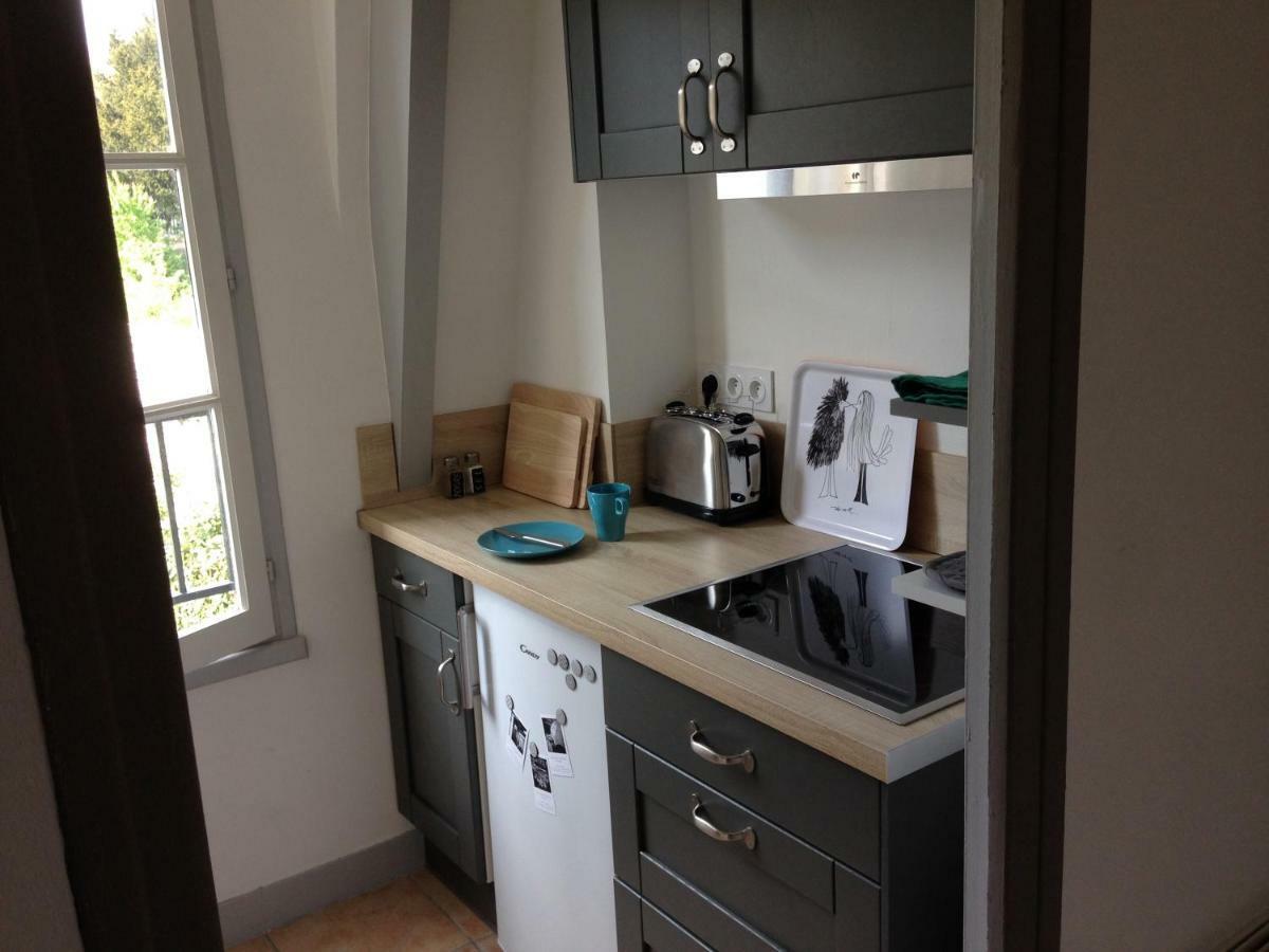 Apartament Un Petit Nid A Honfleur Zewnętrze zdjęcie